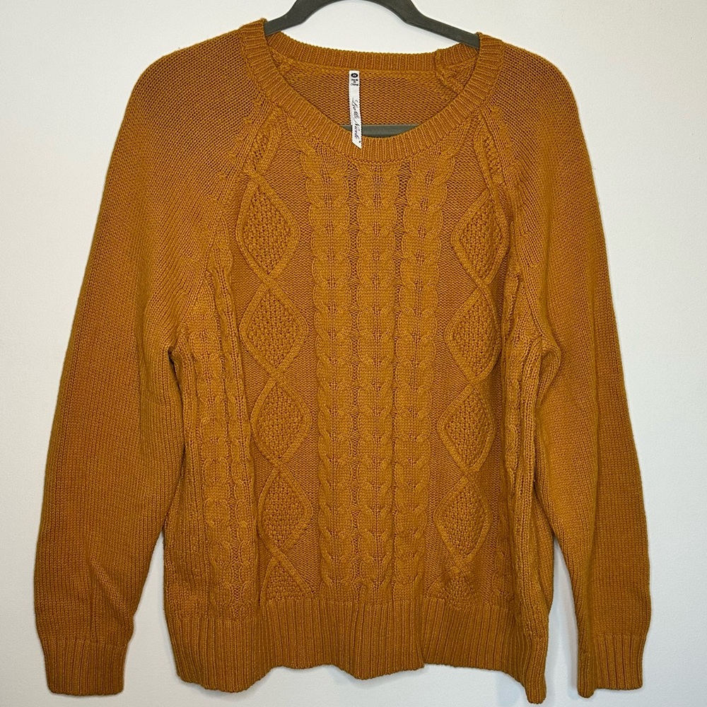 Leo & Nicole sweater